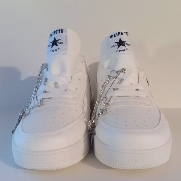 Sneaker's - Picture 2 of 6